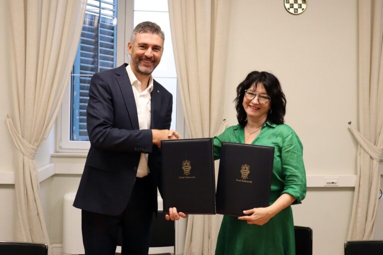 POTPISAN SPORAZUM Grad Dubrovnik sufinancira projekt uređenja prostora za djecu s poteškoćama u razvoju i osobe s invaliditetom
