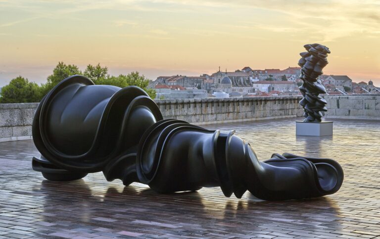 Posljednji je tjedan za pogledati izložbu Tonya Cragga “Skulptura”