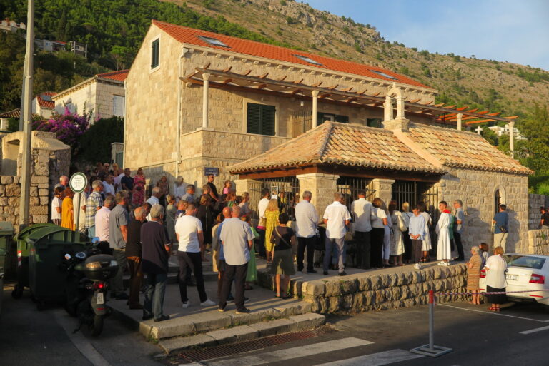 Misa u kapelici na Posatu