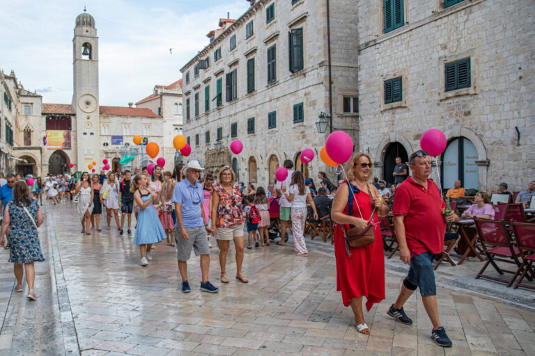 Women’s Bank Walk: Humanitarni hod za žene ovu nedjelju na Stradunu