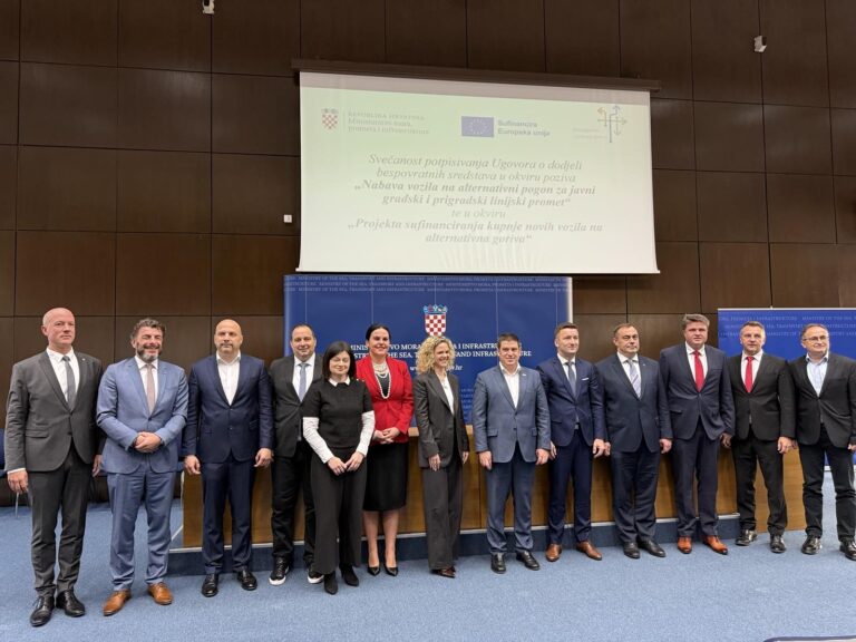 Libertas uz bespovratna sredstva nabavlja dvanaest novih električnih autobus