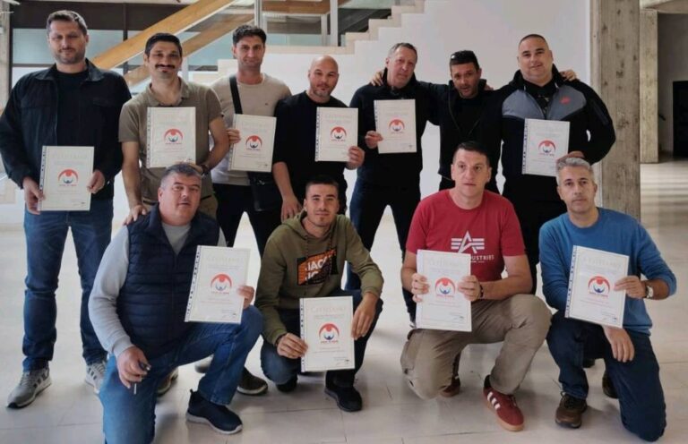 Udruga Tata je tata iz Dubrovnika podijelila 32 stipendije potrebitima