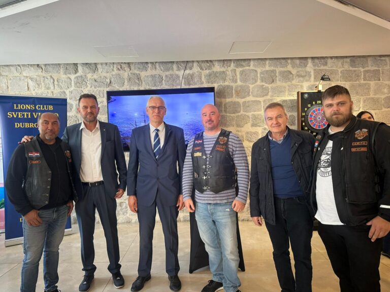 Zvučni pikado i humanitarna akcija za Elly Radić okupila sugrađane