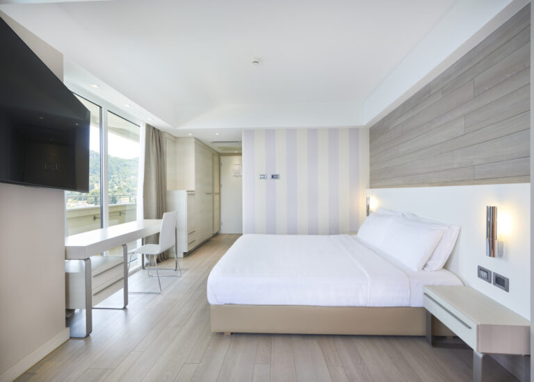 Rasprodaja sobnog namještaja hotela Lafodia 