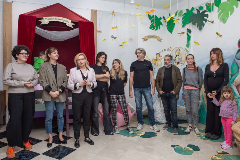 DUBROVAČKE KNJIŽNICE: Andersenovim stazama zakoračili u Mjesec hrvatske knjige