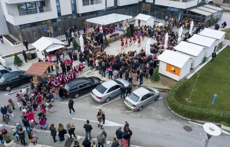 Raspisan natječaj za adventske kućice u Srebrenom – uz bogat program koncerata i događanja