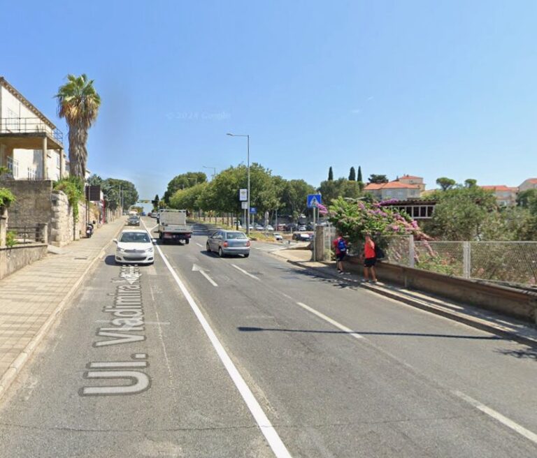 Zbog radova Vodovoda zatvorena prometna traka u Ulici Vladimira Nazora