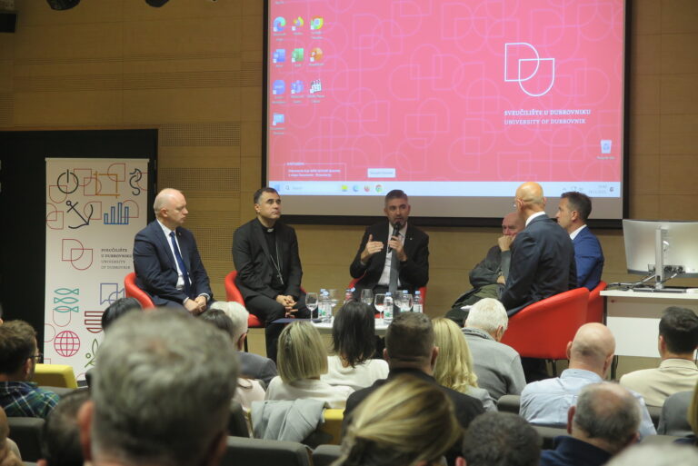 OKRUGLI STOL “Broj stanovnika u Dubrovniku će rasti, no pitanje je, “hoće li to biti naša djeca””