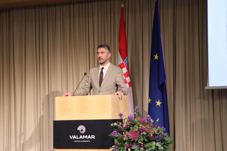 Franković otvorio 14. kongres Hrvatskog društva za otorinolaringologiju i kirurgiju glave i vrata