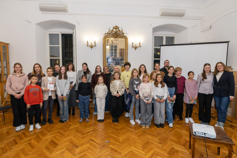 Na desetom županijskom “Natjecanju u čitanju naglas”, najbolji su Evelin Vidak (OŠ Lapad) i Borna Bračić (OŠ Montovjerna)