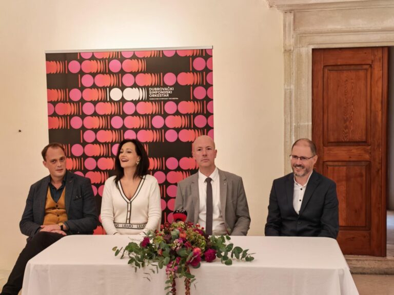 KRUNA OBLJETNIČKE GODINE: DSO i sopranistica Marija Vidović na koncertu u Musikvereinu predstavit će hrvatsku glazbu