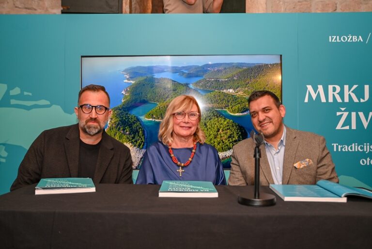 “Kao mljetska nevjesta imala je sretnu okolnost da u izučavanju mljetske baštine pristupa dvojako – iznutra kao insider, te izvanka”