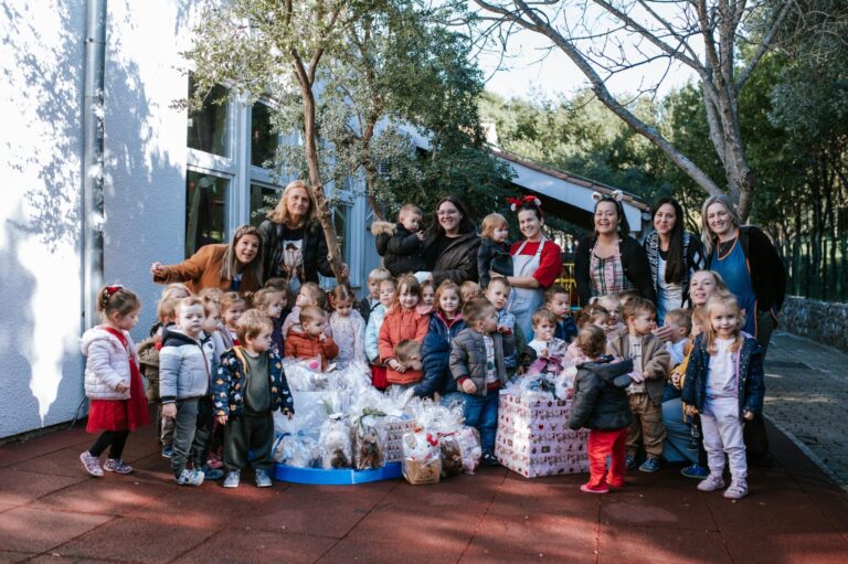 DOBROTI SE UČI OD MALENA Cavtatski vrtićarci prikupljali igračke za dubrovačku pedijatriju