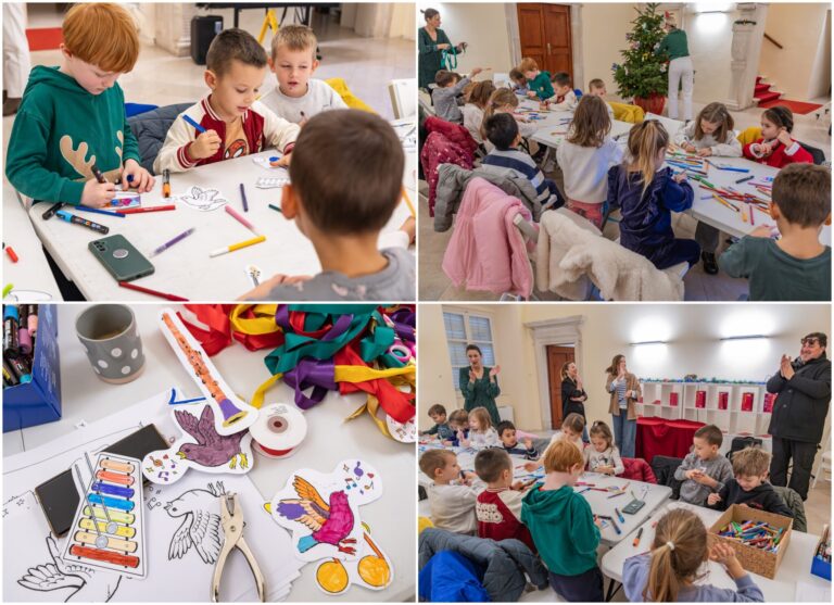 FOTO: Jelku u ljetnikovcu Crijević Pucić okitile su malene ruke Dječjeg vrtića Izviđač