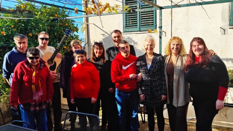 Biskup Roko Glasnović posjetio Udrugu Rina Mašera