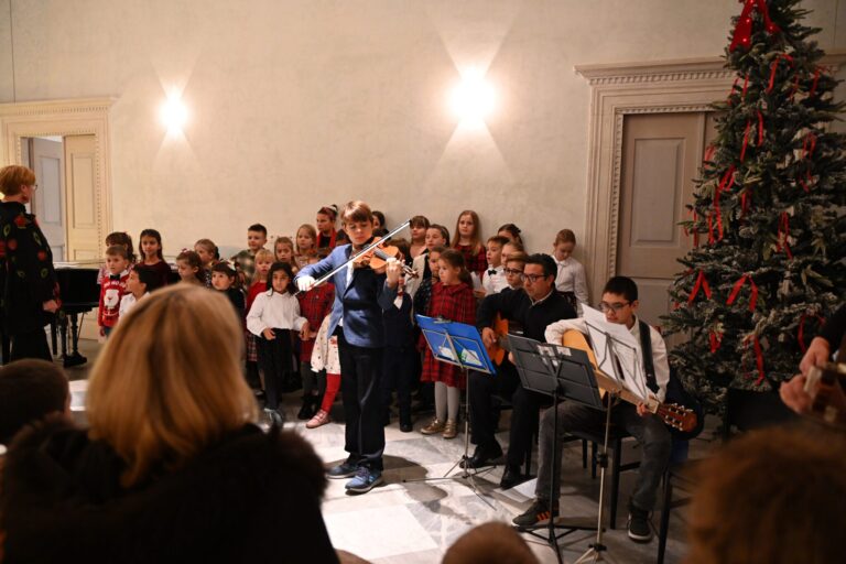 Mali kolendari izveli dvanaest kolendi u sklopu radionice “Kolende i božićne pjesme”