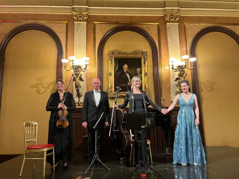 Dubrovački klavirski trio u sastavu Alberto Frka, Vanda Đanić i Loris Grubišić osvojio Bečane