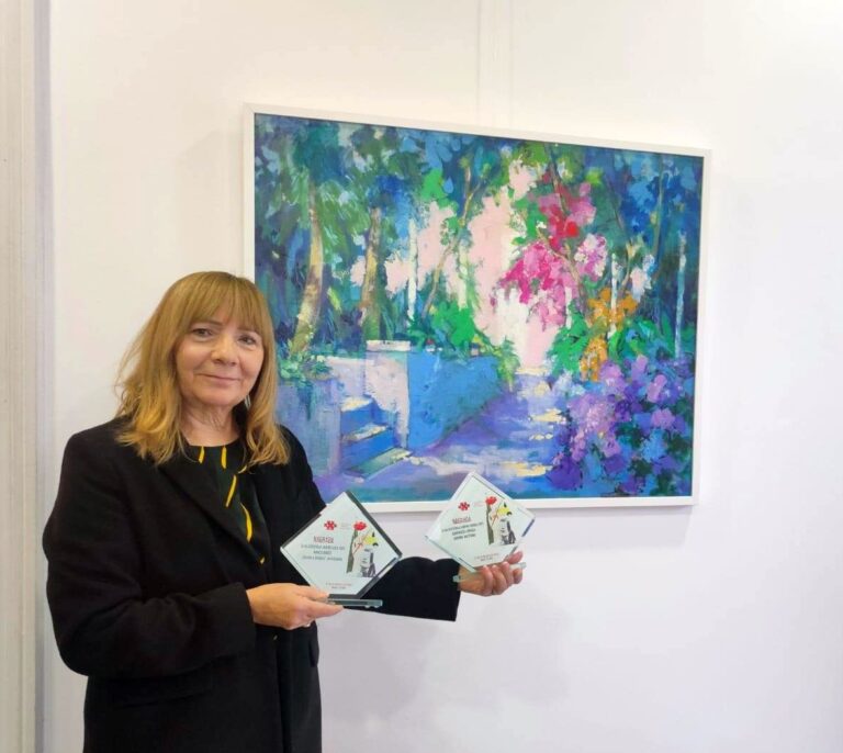Mirica Dubčić, članica Dubrovačke udruge likovnih umjetnika dobitnica nagrade za najuspješnije likovno djelo u 2025. godini