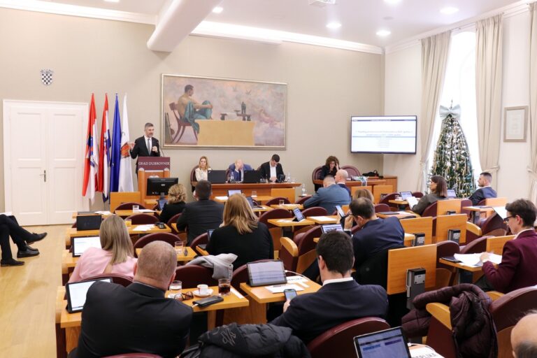 GRADSKO VIJEĆE/ Usvojen četvrti proračuna Grada Dubrovnika