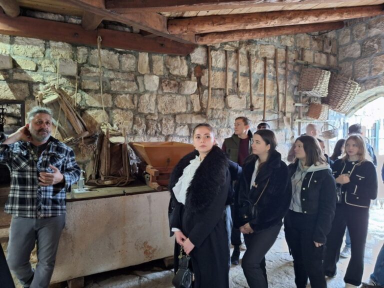 Studenti obišli konavoska gospodarstva, autentične primjere seoskog turizma