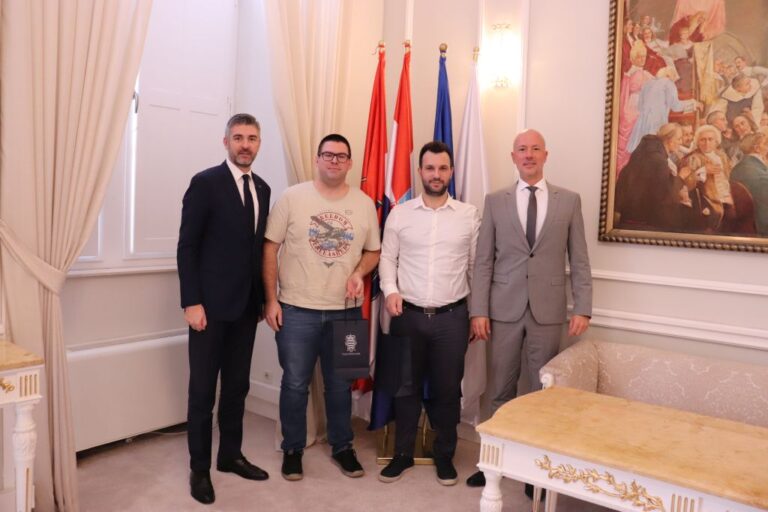 Prijem za dubrovačke bridžiste Antu Mijića i Joška Đilovića, nove hrvatske reprezentativce