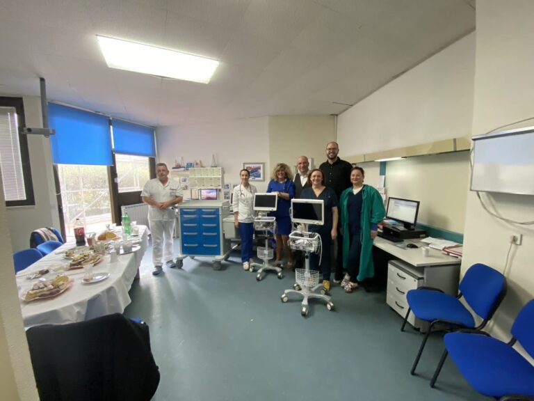 Pedijatriji predana vrijedna oprema kupljenja sredstvima doniranim u akciji “24 sata bez kompromisa”