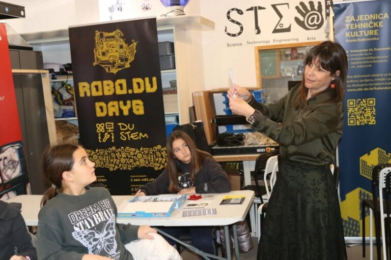 LARIAT-Laboratory for intelligent autonomous systems/ Facebook