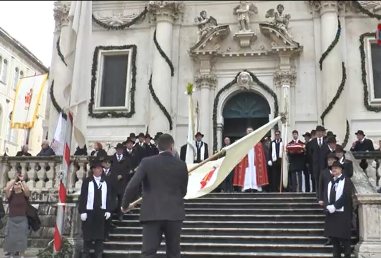 TV/ BEZ KOMENTARA: Zatvorena 1054. Festa