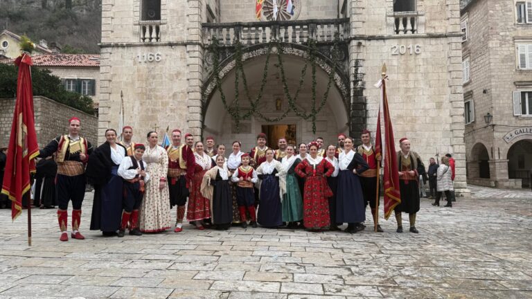 FOTO/ VIDEO: Konavljani i Župljani na Festi svetog Tripuna u Kotoru