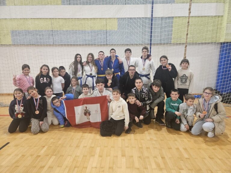 Judo klub Ura Nage u Kaštelima: sedam zlatnih medalja stiže u grad
