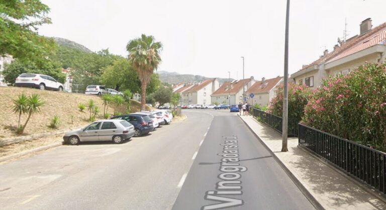 U srijedu kreće označavanje parkirališnih mjesta u Mokošici, uklonite vozila parkirana u Vinogradarskoj