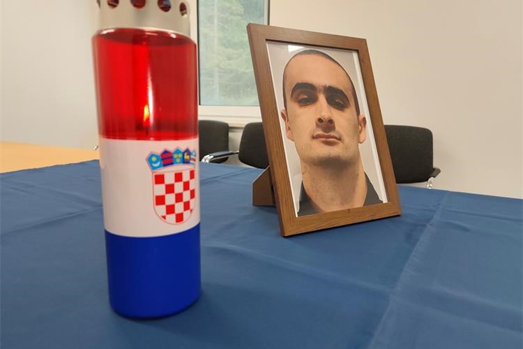 U 26. godini života napustio nas je David Perić, mladi kadet u policiji na obuci u Kuparima