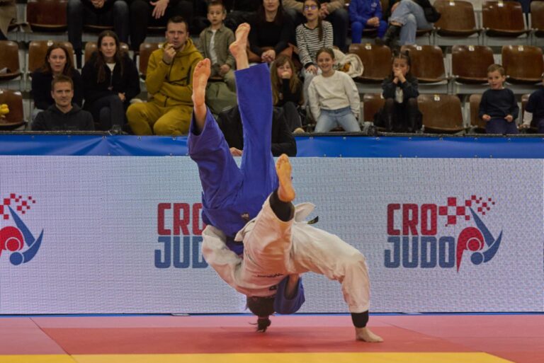 Petrunjela Pavić pred domaćom publikom u Gospinom polju osvojila broncu na Europskom seniorskom kupu