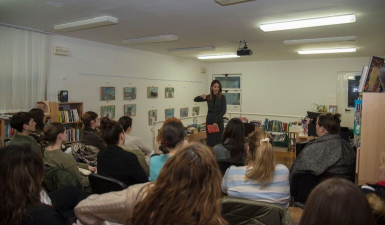 U Stonu održana promocija nove knjige Josipe Pavičić