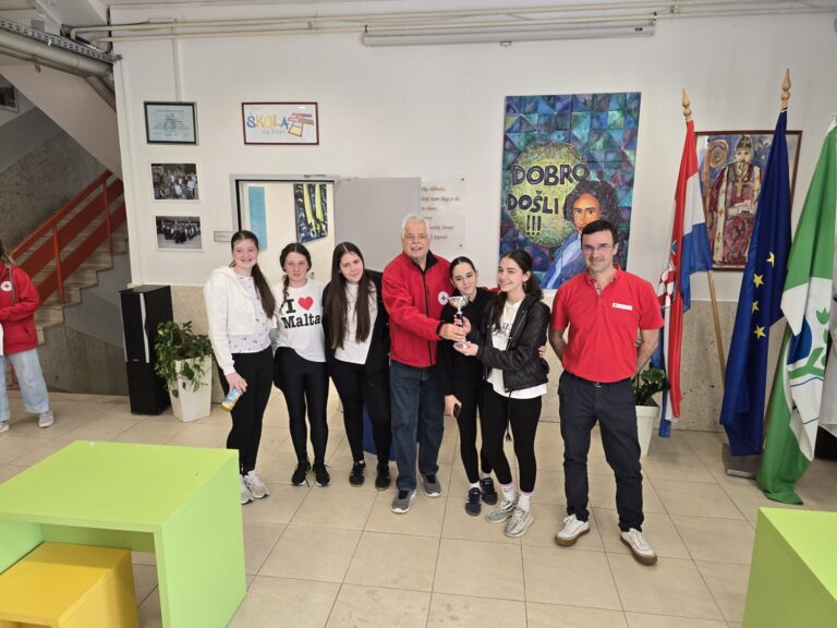 NATJECANJE CRVENOG KRIŽA Najbolji učenici iz Župe i medicinari