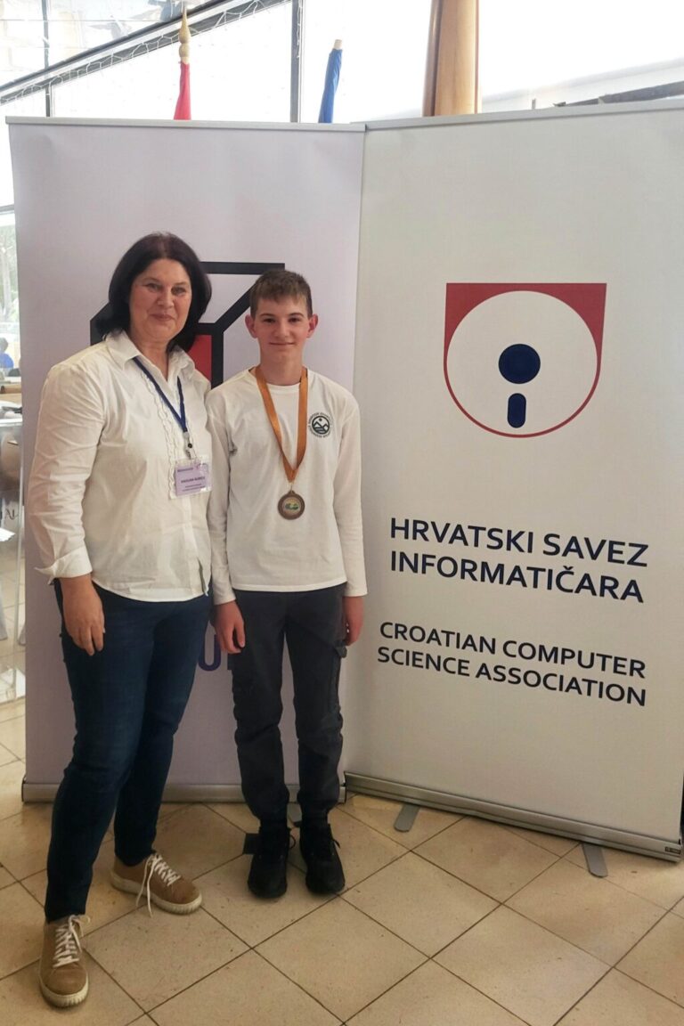 Franković čestitao Ivanu Šimiću na osvajanju trećeg mjesta na državnom natjecanju iz informatike