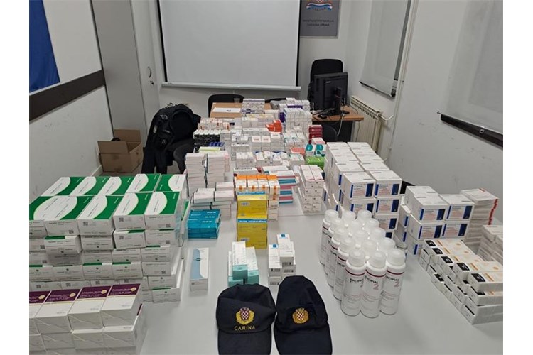 Na GP Karasovići kod Albanca zaplijenjena veća količina lijekova i medicinskih proizvoda