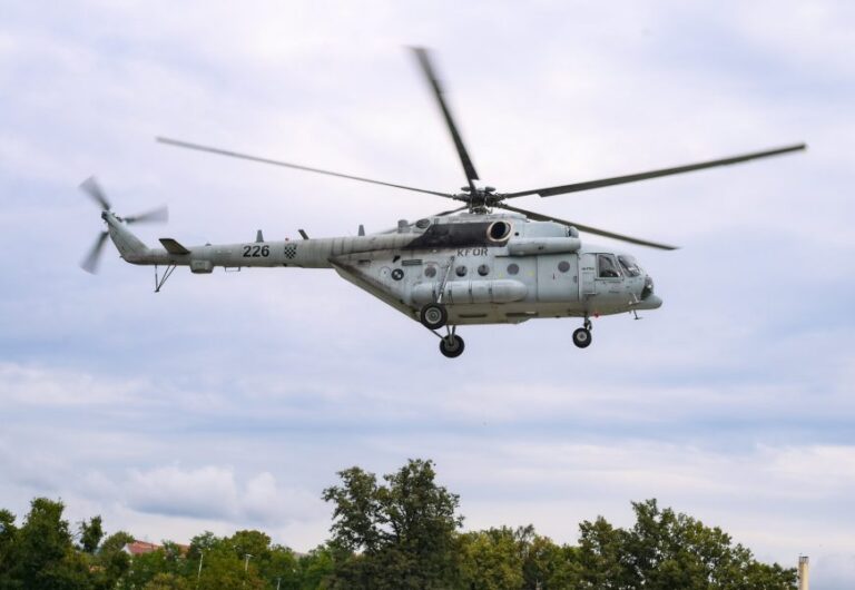 Brzom intervencijom helikopterske posade HRZ-a prevezen životno ugrožen pacijent iz Dubrovnika do Splita