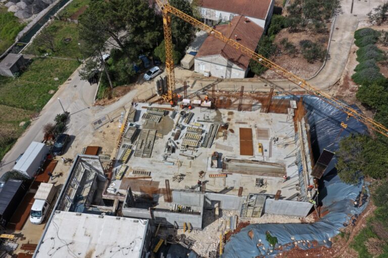 FOTO: U tijeku radovi na izgradnji sportske dvorane u Stonu