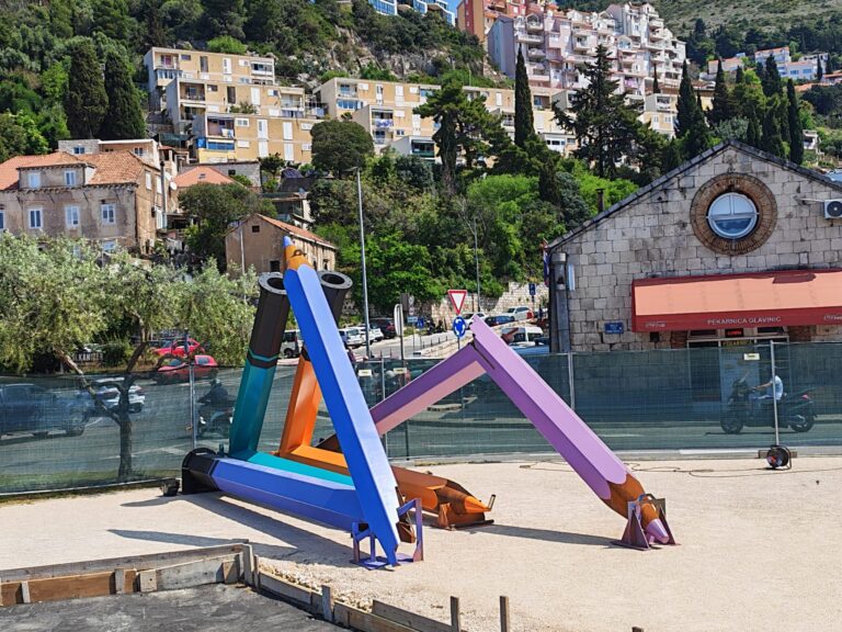 Stigle su olovke – dirljiv spomen na prekinuta djetinjstva u Domovinskom ratu