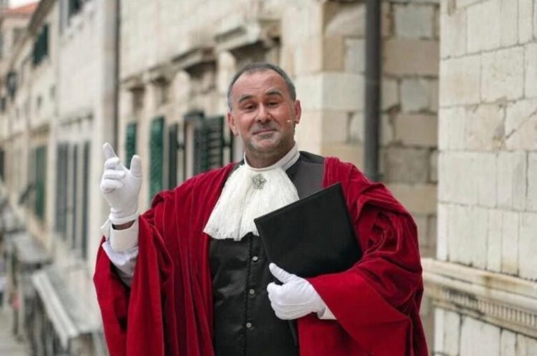 OD A DO Ž – GLUMAC EDI JERTEC: Dvadeset godina rada proletjelo je kao da je bilo jučer. Dubrovačka publika je najbolja na svijetu