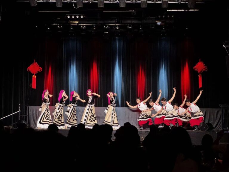 Plesni mozaik kineske tradicije večeras u Dubrovniku
