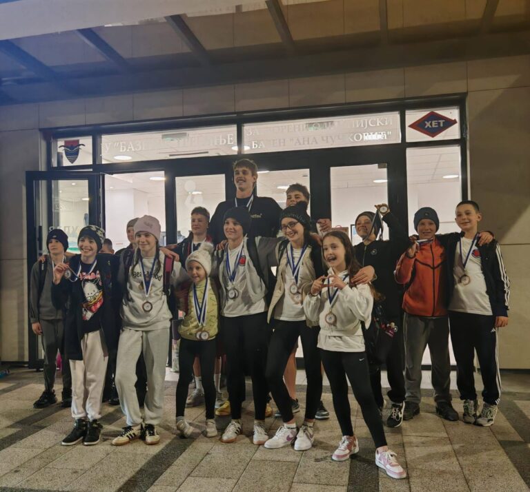 Plivači Juga vratili se s Memorijala Ana Čučković s 19 medalja