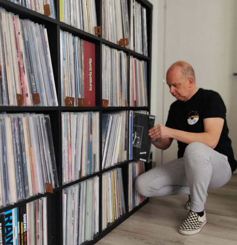 OD A DO Ž s Nikšom Ipšićem – kako se Niki Ramone zaljubio u gramofonsku ploču