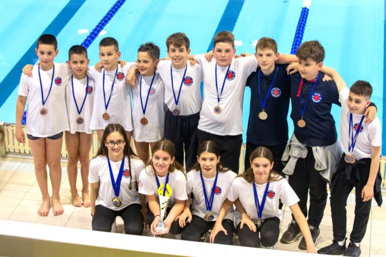 Uspješan vikend za PK Jug: S natjecanja na Korčuli vratili se s 18 medalja i peharom za najbolju natjecateljicu