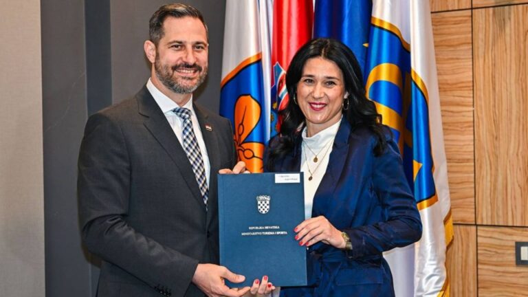 Županija osigurala 41.422 eura za dodatne timove hitne medicine u turističkoj sezoni