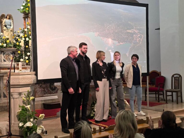 U Vela Luci održana glazbeno-meditativna večer „Sunce što drukčije grije“