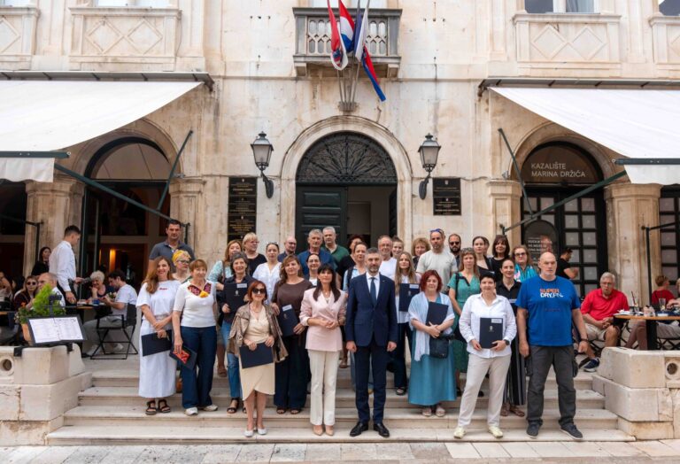 Tradicijskim obrtnicima u Dubrovniku  uručeni ugovori vrijedni preko 180 tisuća eura