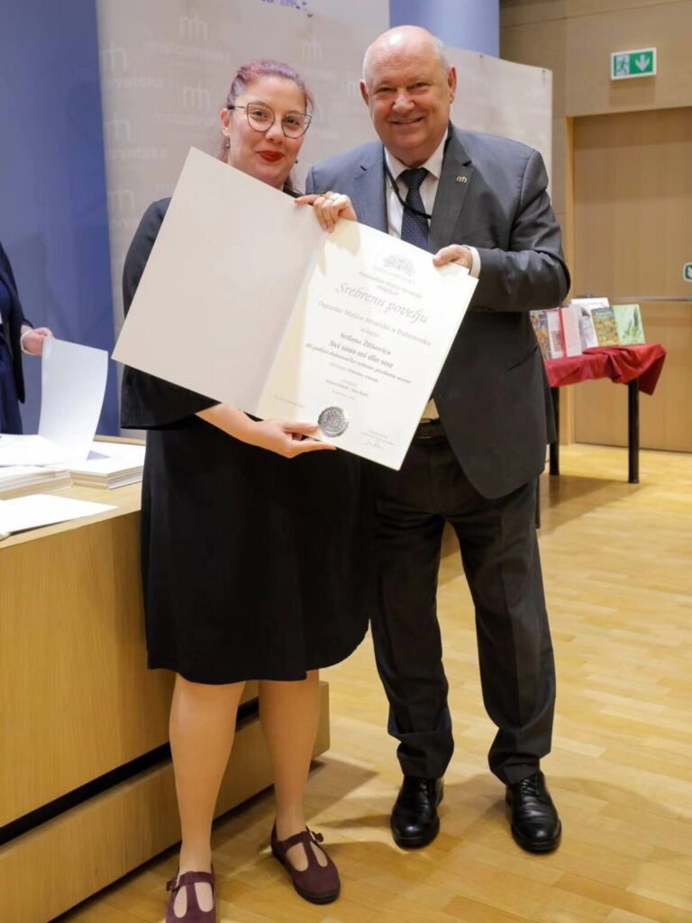 Zlatna i srebrna povelja Matice Hrvatske dubrovačkom ogranku za dvije knjige