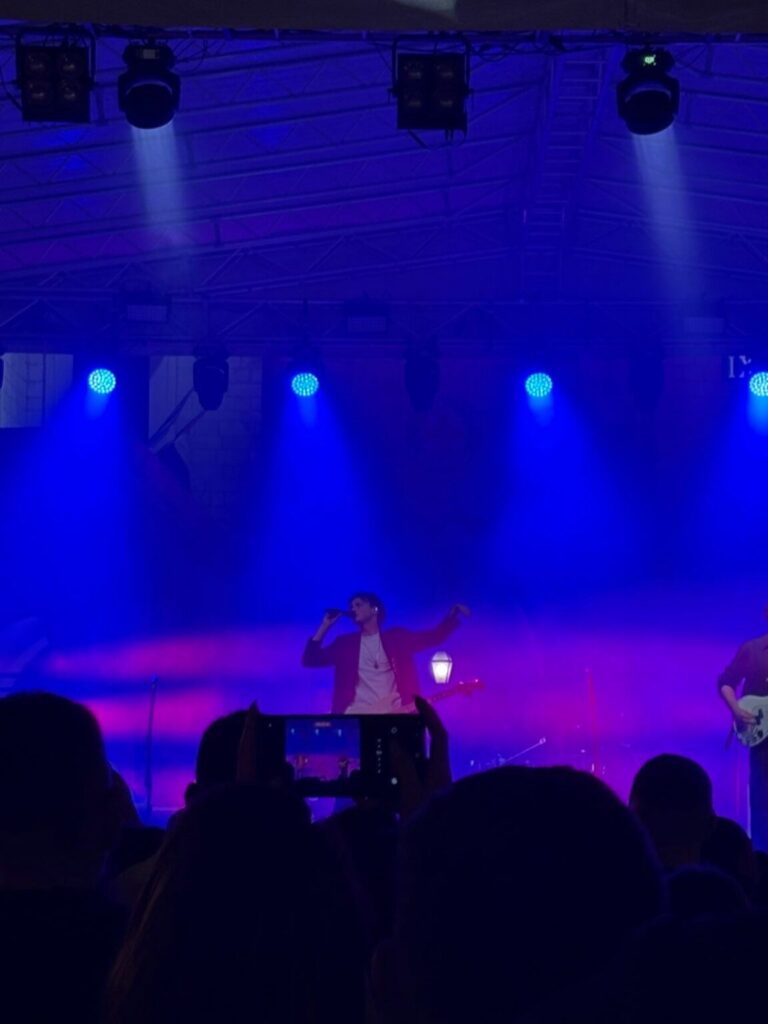 FOTO: Noć tvrđava u gradu uz koncert Silentea na Stradunu